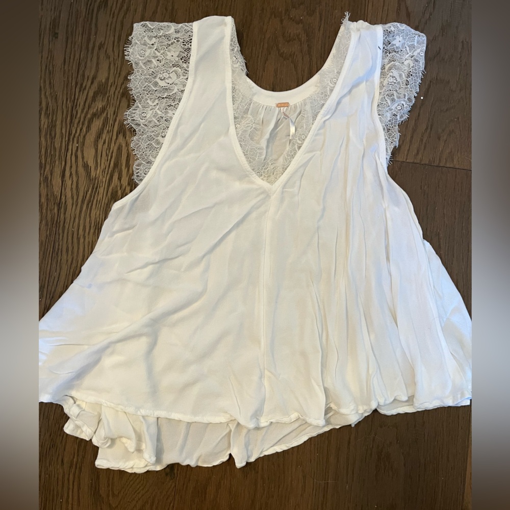 Free people flowy lace Top